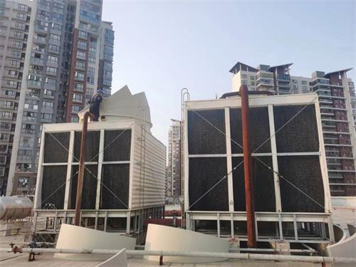廣東冷卻塔廠家在對冷卻塔進行節能改造時需要注意什