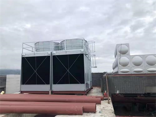 冷卻塔吸垢儀的功能與作業原理(冷卻塔吸垢機)